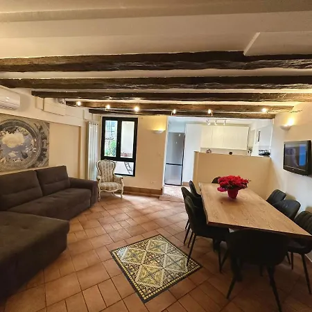 La Maison Di Trastevere Apartament *